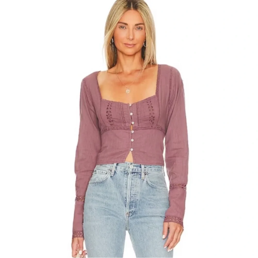 FREE PEOPLE Joi Purple Cropped Button Front Top Eyelet Long Sleeve Small‎ New